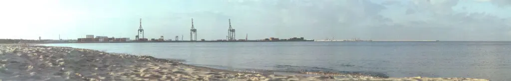 Harbour: analoge fotografische Arbeit von Florian Albrecht-Schoeck