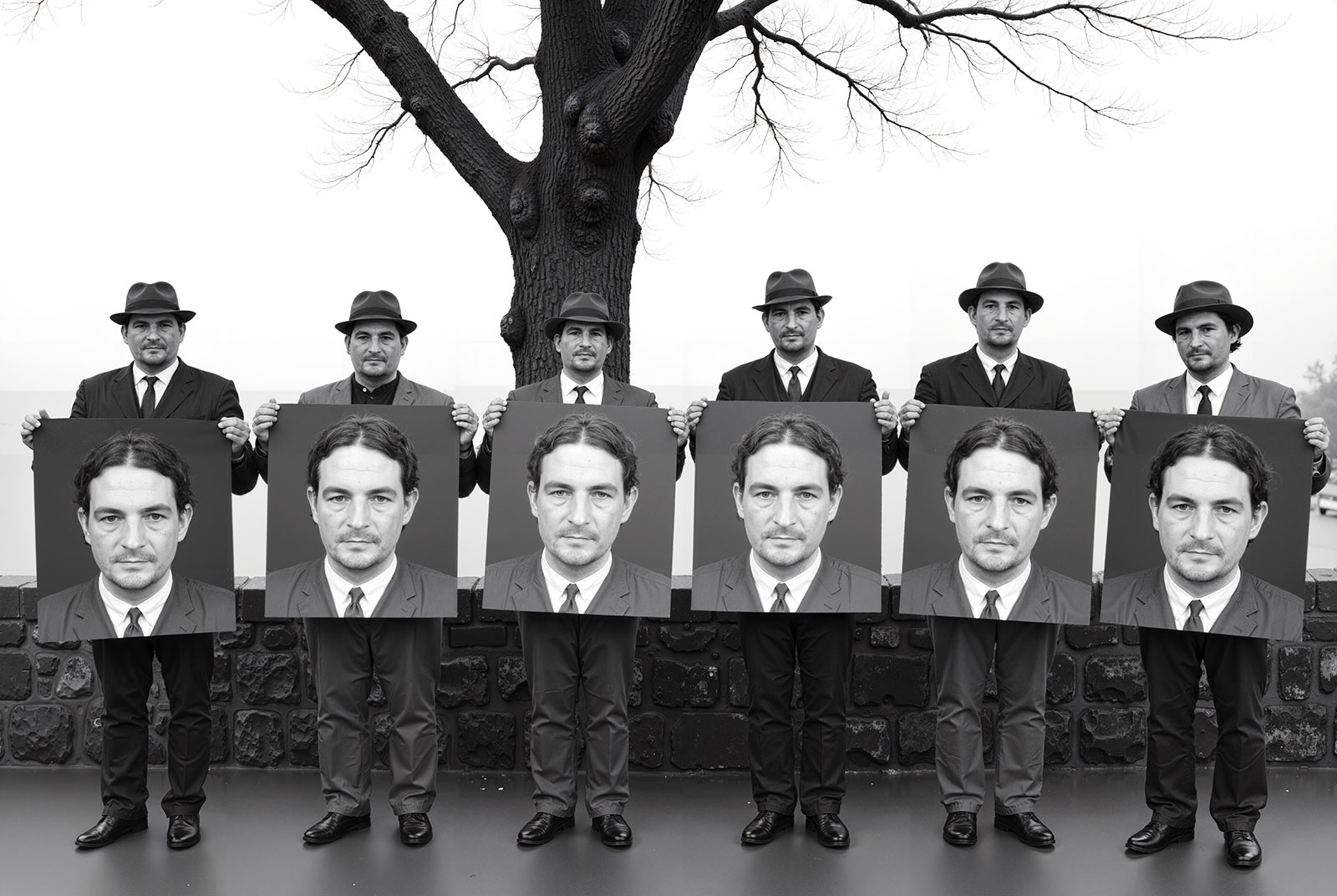 Meine ersten beiden über 50 Megapixel großen, KI generierten fotografischen Bilder: Beispiele aus meinen künstlerischen Arbeiten: Sleep Well III und City of Angels (Arbeitstitel).