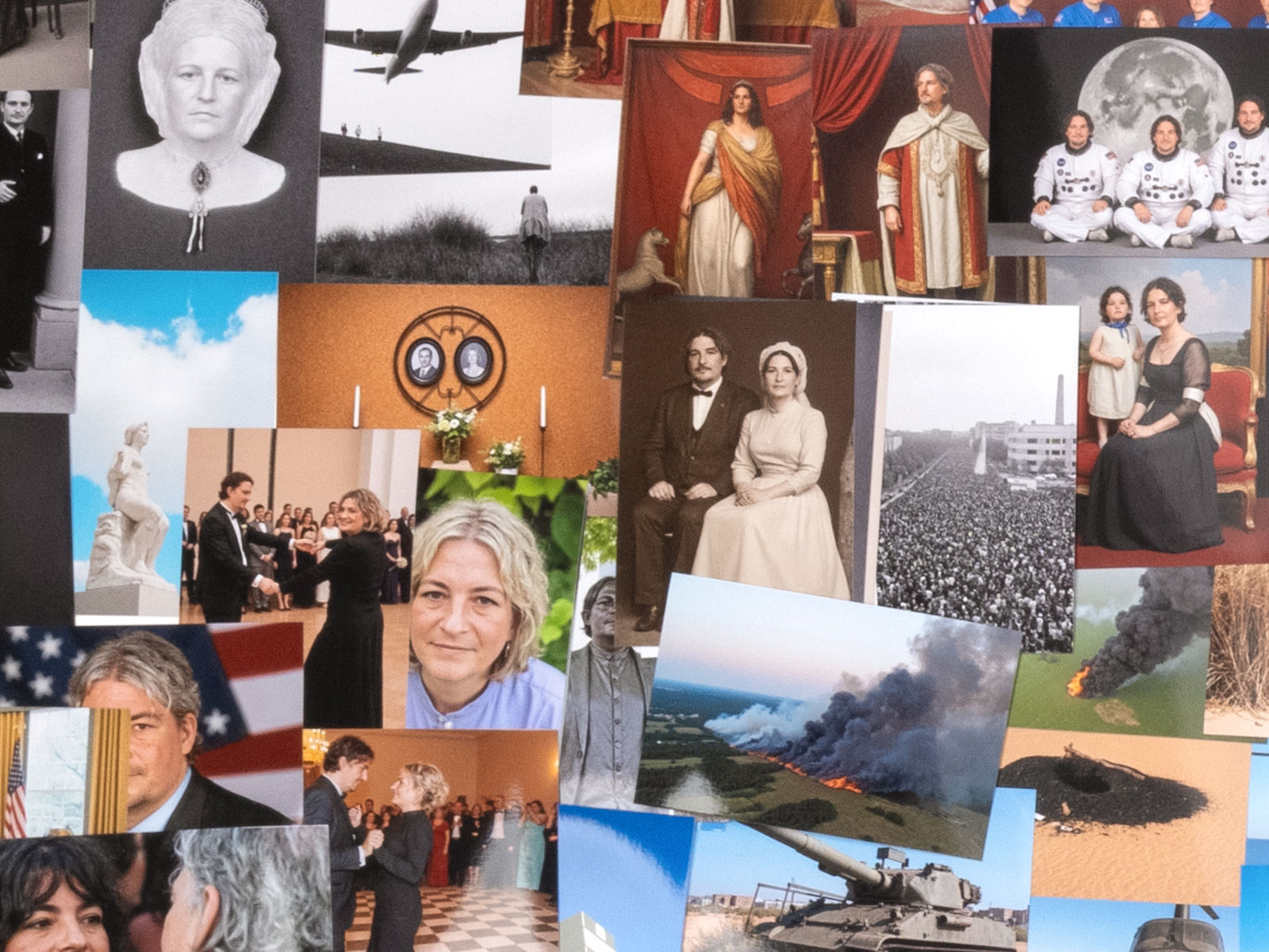 Detailaufnahmen der Arbeit: Sleep Well III. Das 20. Jahrhundert erklärt mit mir selbst mithilfe von KI, Machine-Learning und Fotografie.