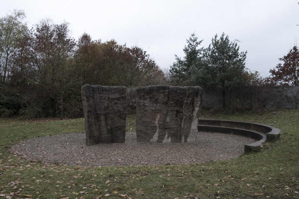 Eine Fotografie Arbeit über Angst in der Gesellschaft: #GEEINTINANGST von Florian Albrecht-Schoeck.