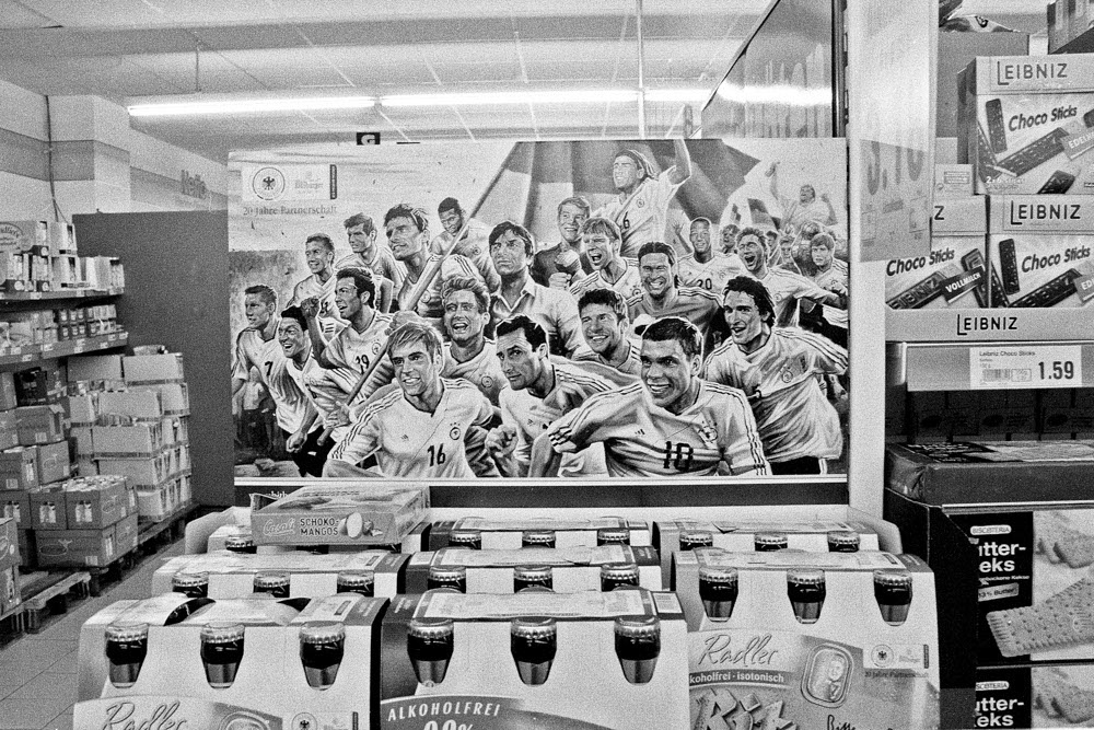 Motive aus der Arbeit „Vaterland“ von Florian Albrecht-Schoeck