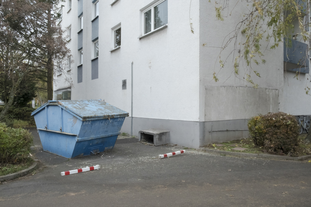 Eine Fotografie Arbeit über Angst in der Gesellschaft: #GEEINTINANGST von Florian Albrecht-Schoeck.
