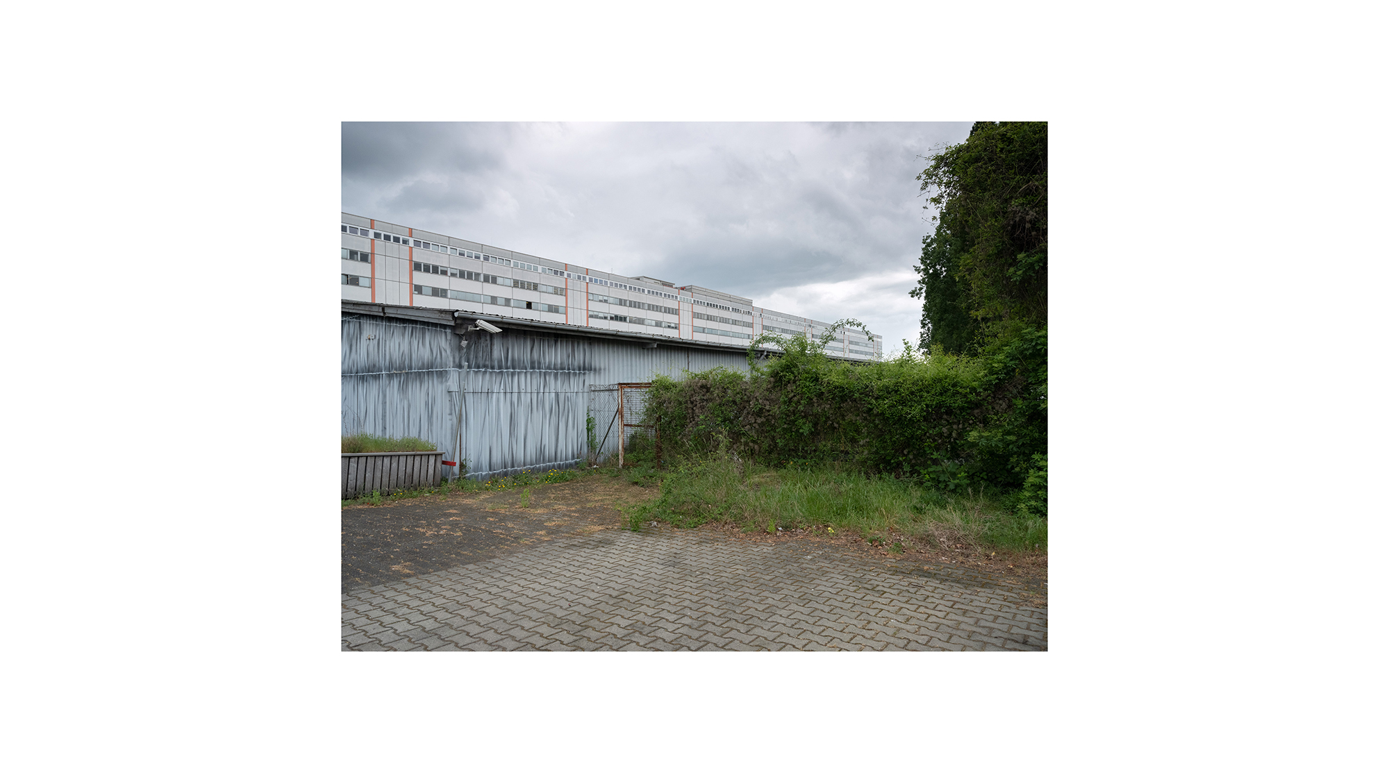 Motiv aus der fotografischen Arbeit „Hi Slave“ von Florian Albrecht-Schoeck.