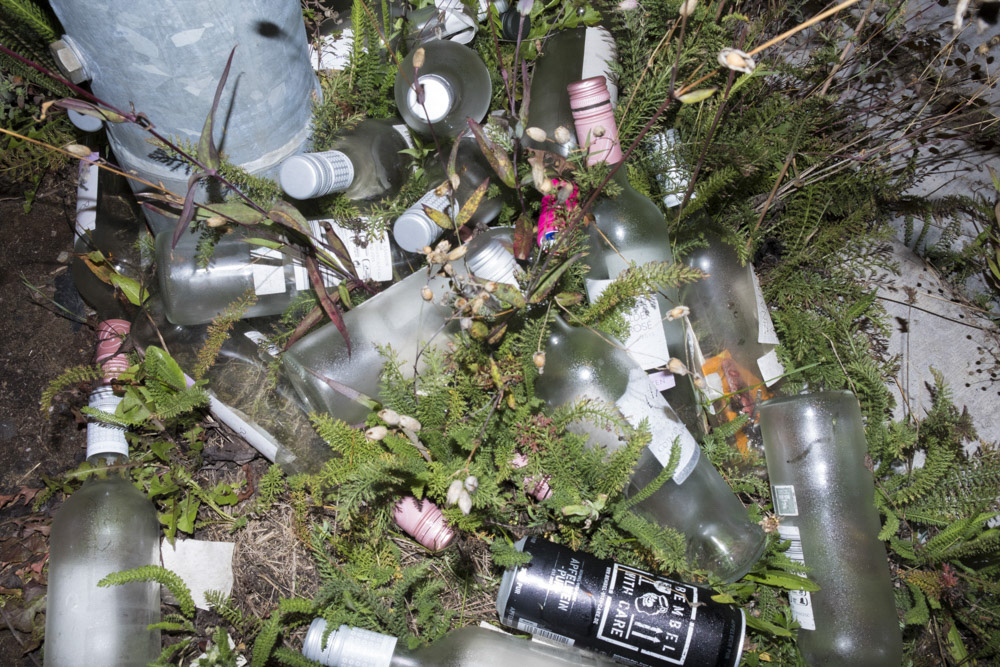 Eine Fotografie Arbeit über Angst in der Gesellschaft: #GEEINTINANGST von Florian Albrecht-Schoeck.