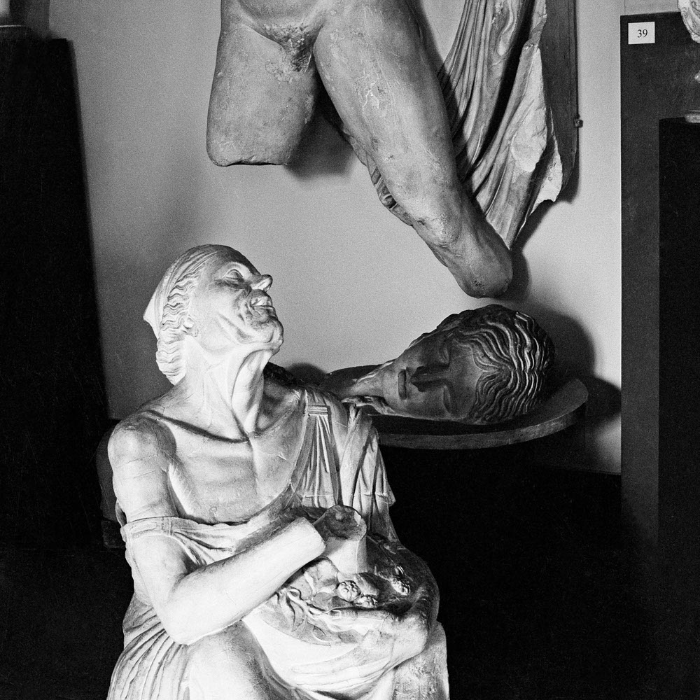 Motive aus der Arbeit „Vaterland“ von Florian Albrecht-Schoeck