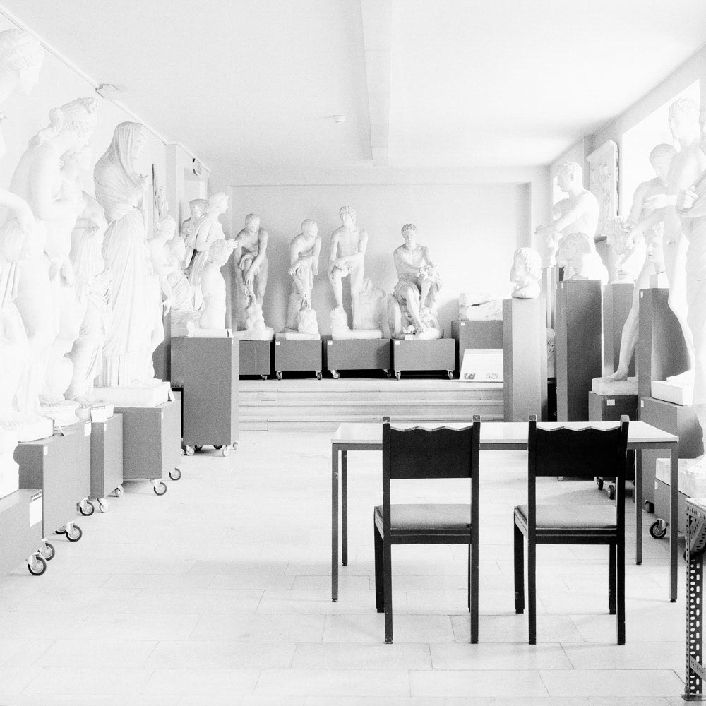 Motive aus der Arbeit „Vaterland“ von Florian Albrecht-Schoeck