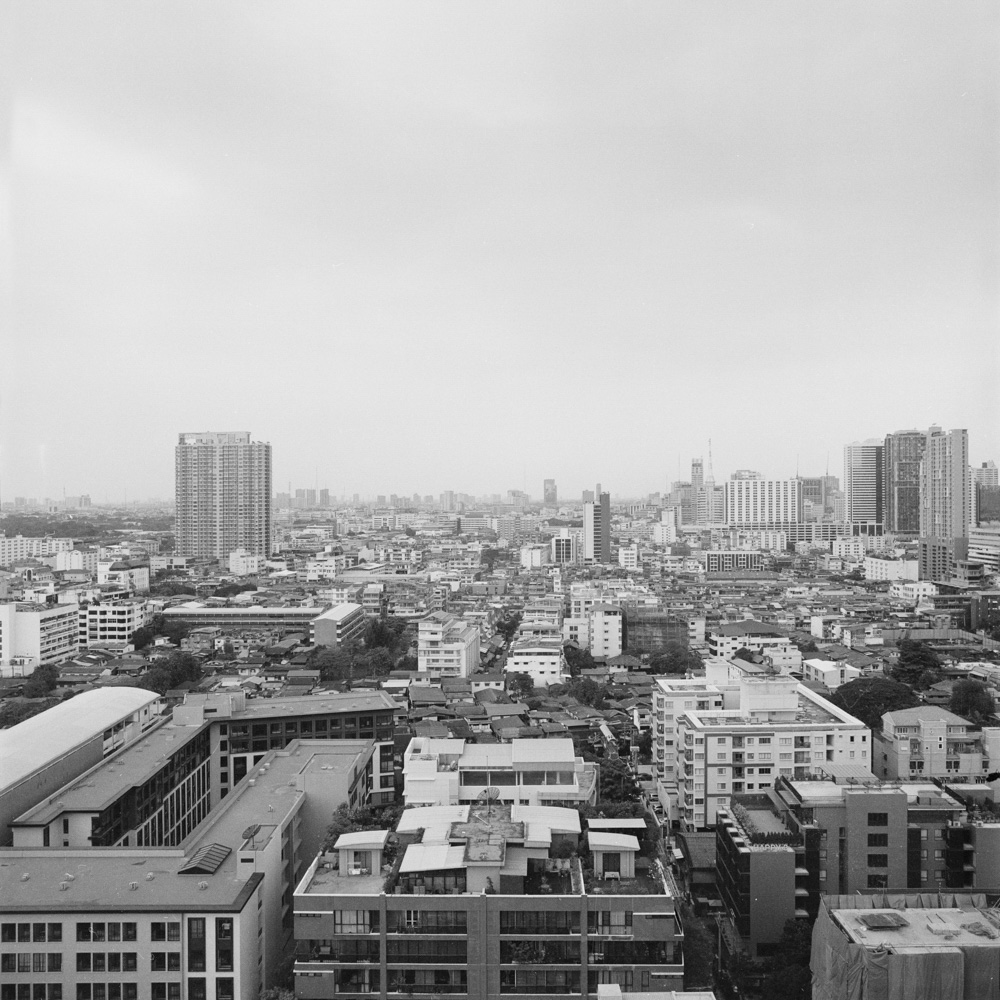 Bild aus der Fotografie Arbeit „Two One Zero (Heimat/Homeland IX)“ von Florian Albrecht-Schoeck.