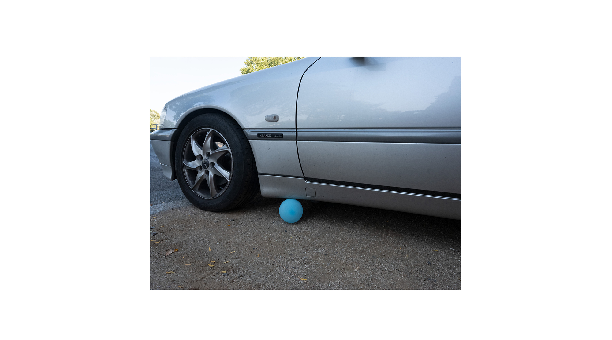 Motiv aus der fotografischen Arbeit „Hi Slave“ von Florian Albrecht-Schoeck.