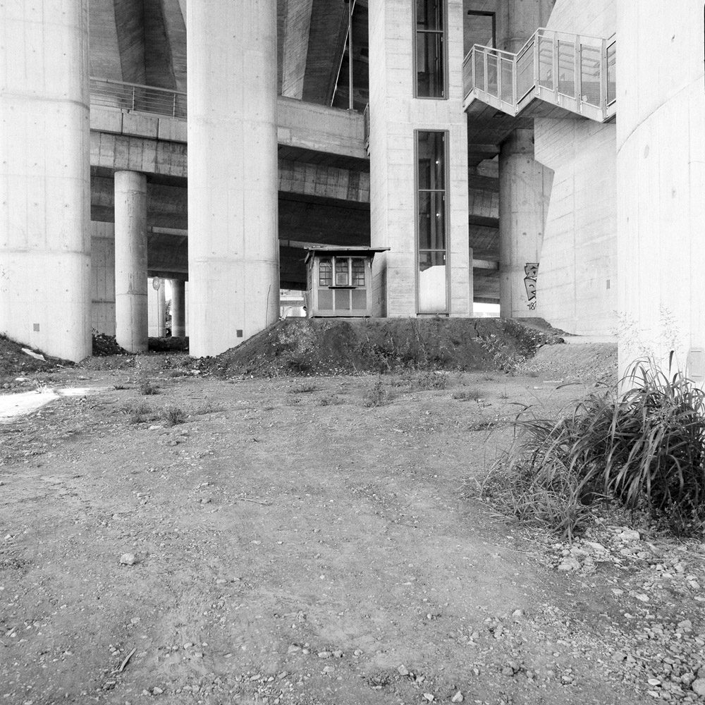 Bild aus der Arbeit „Real Semantik (Heimat/Homeland VIII)“ von Florian Albrecht-Schoeck.