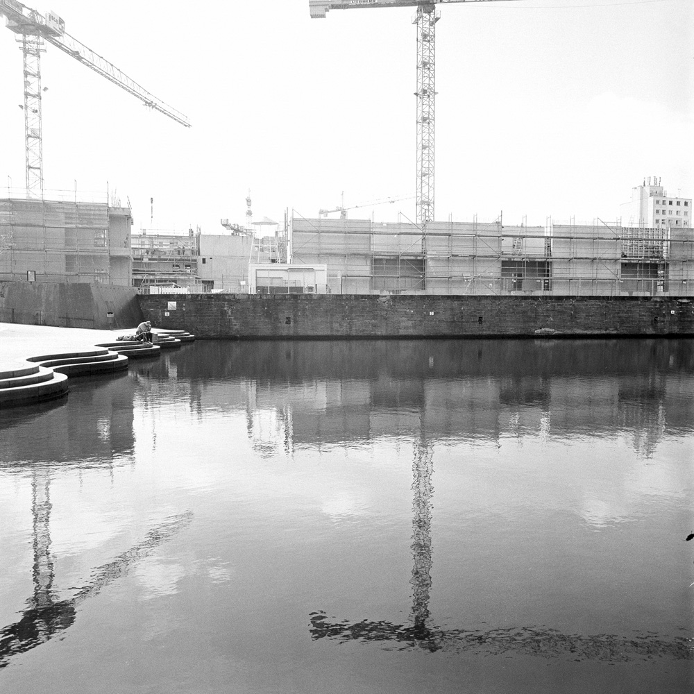 Bild aus der Arbeit „Real Semantik (Heimat/Homeland VIII)“ von Florian Albrecht-Schoeck.