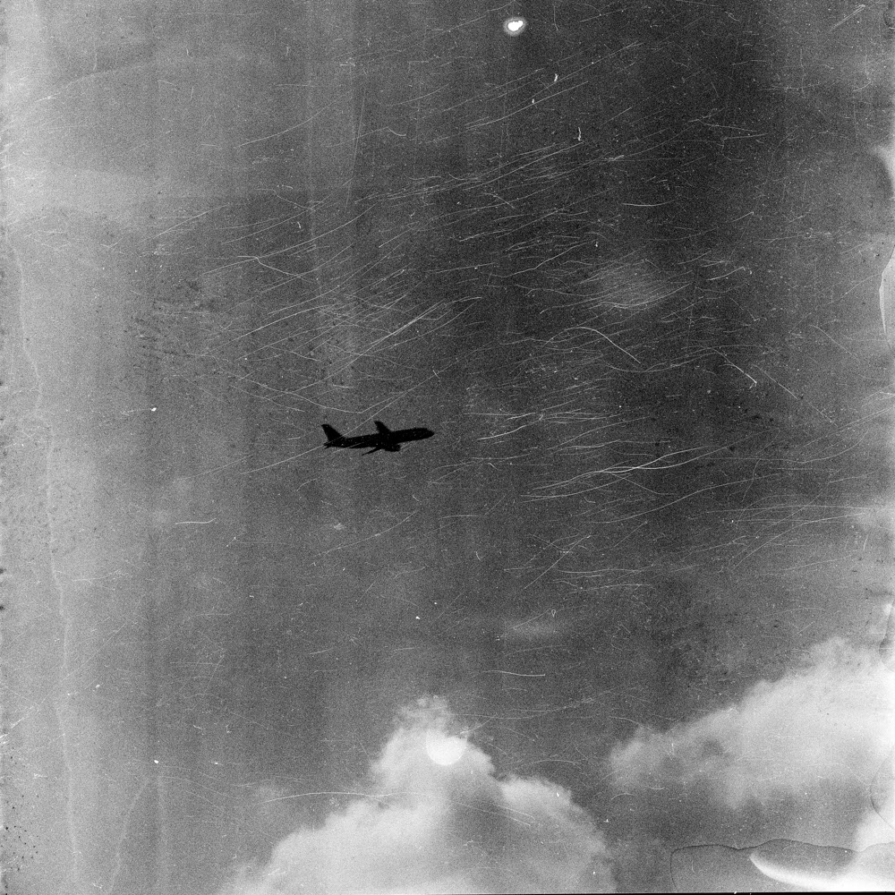 Bild aus der Fotografie Arbeit „ Verzehren und Verzerren (Heimat IV/Homeland IV)“ von Florian Albrecht-Schoeck.